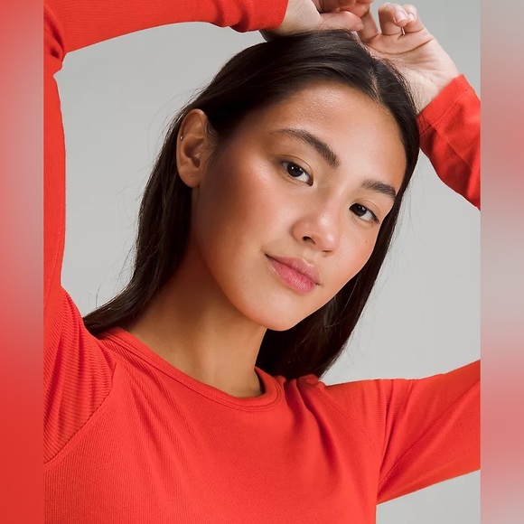 NWT RARE COLOR Lululemon Neon Hot Heat Hold Tight Long Sleeve Shirt